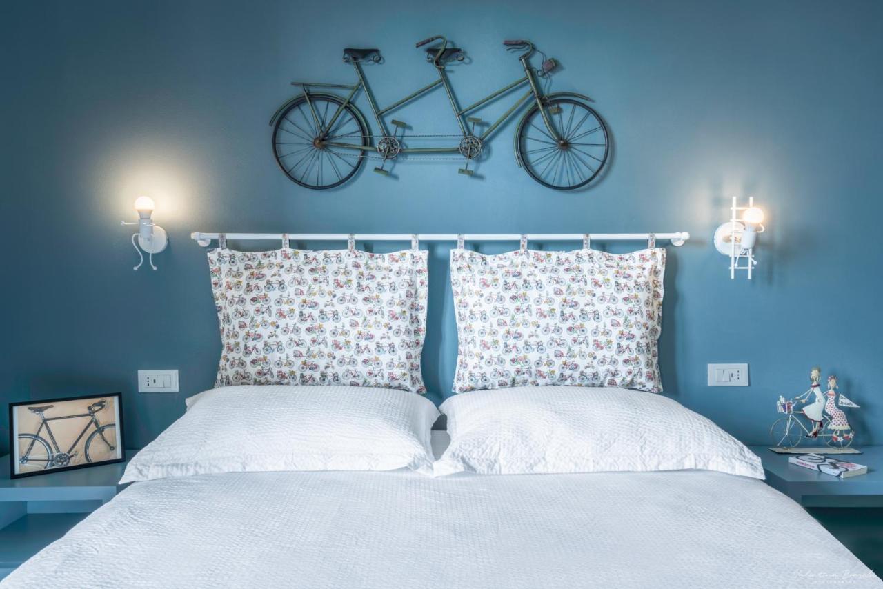 Draisina Bike Apartments Due Oleggio Castello Extérieur photo